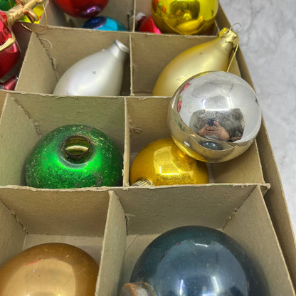 Shiny Brite and Other 18 Vintage Mercury Glass Ornaments With Original Box