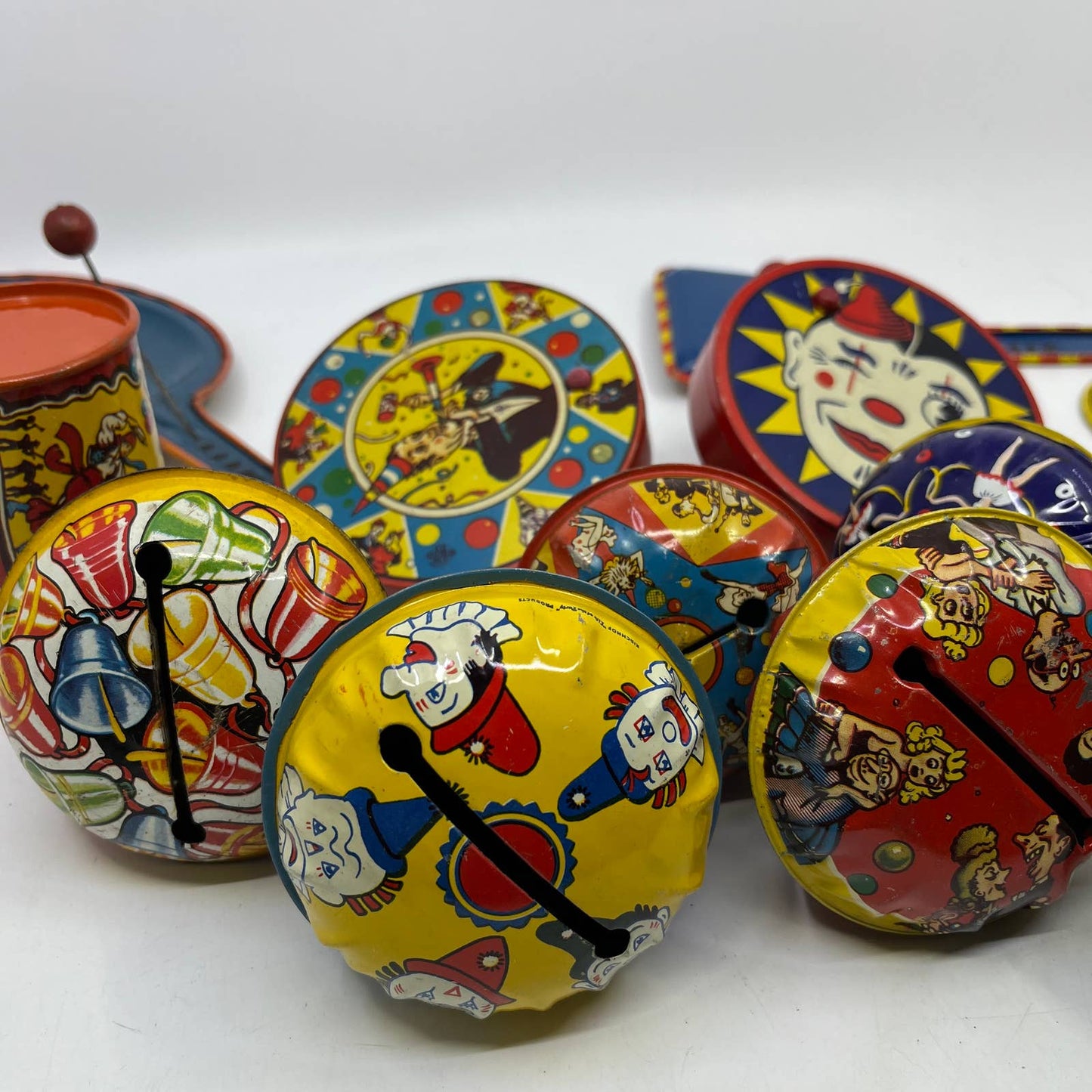 1920s HUGE LOT of 36 Noisemaker Clown Circus Litho Tin Kirchhof US Metal TH9