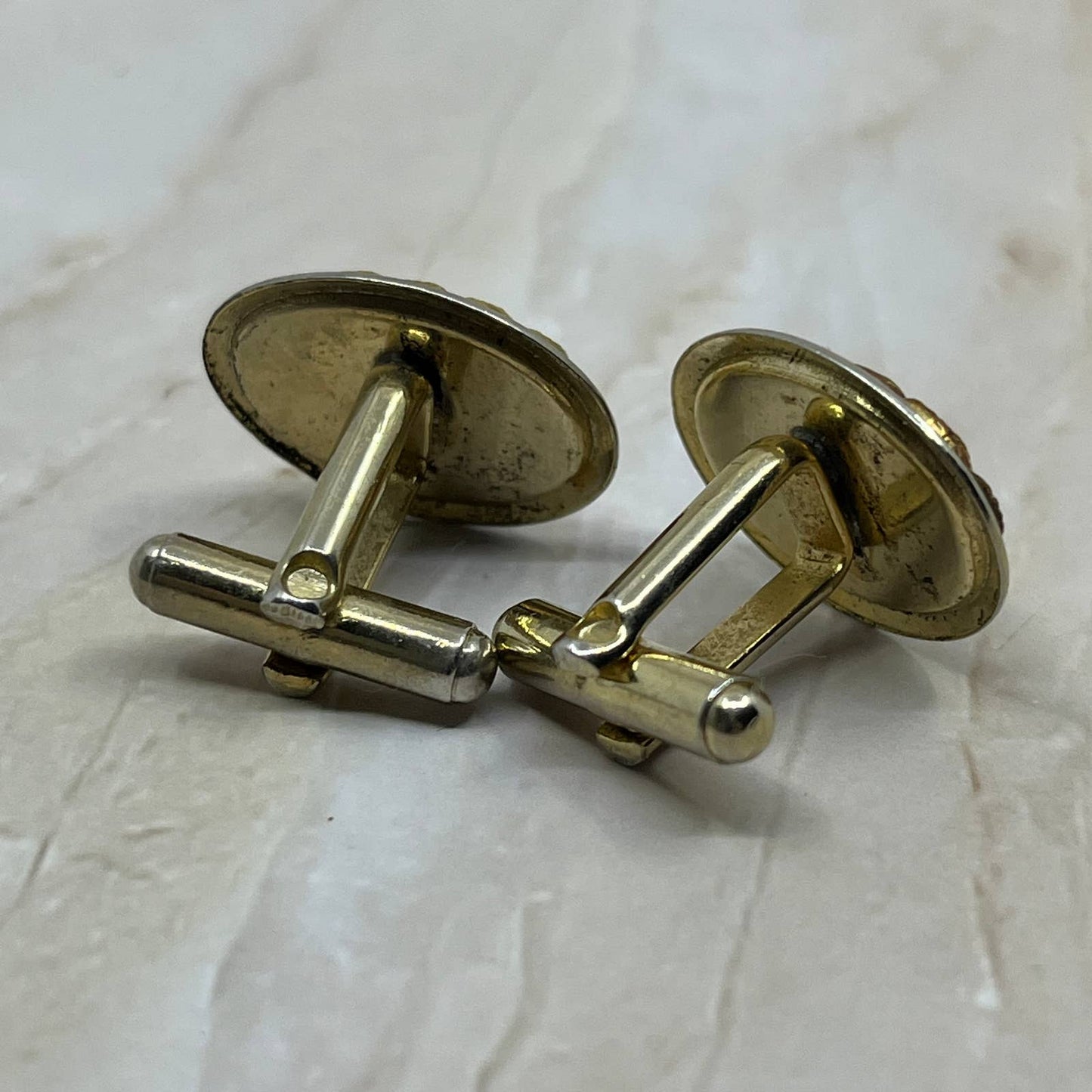 Gold Tone and Cream Oval Cufflinks Vintage Men's Jewelry TC5-S3