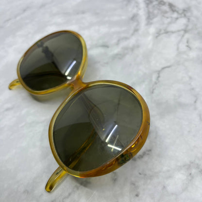 Vintage Oversized Frame Woman’s Sunglasses Eyglasses FRAMES DH France 5” TA9