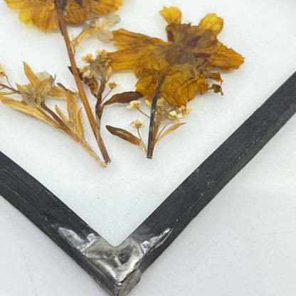 Vintage Handmade Folk Art Pressed Flower Metal Frame Wall Art Hanging TE2