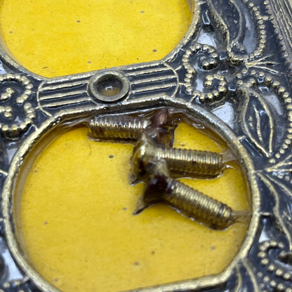 Deco Room Metal Filigree Light Switch Outlet Plate Cover NEW SEALED TH6