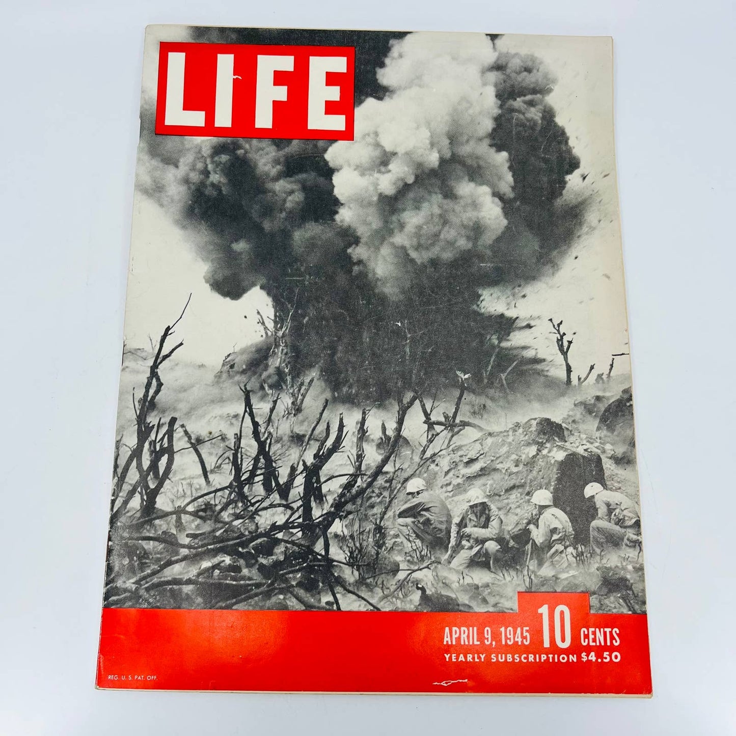 Life Magazine April 9, 1945 WWII, Iwo Jima, Hitler. History in Pictures