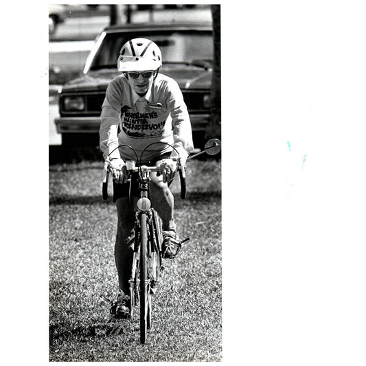 1982 Press Photo Marian Ruehle Oldest Biker in Homestead Bike Club 8x10" AD3