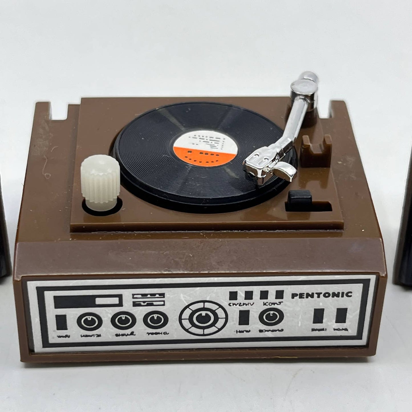 1970s Pentonic Wind Up Record Player and Speakers WORKS TH9