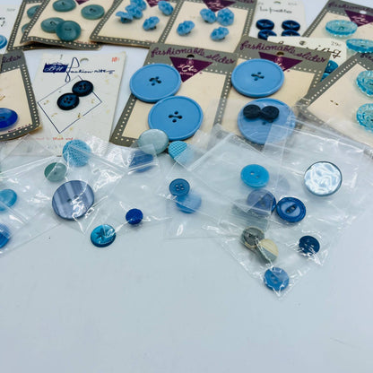 HUGE Lot of Vintage Blue Buttons TA6