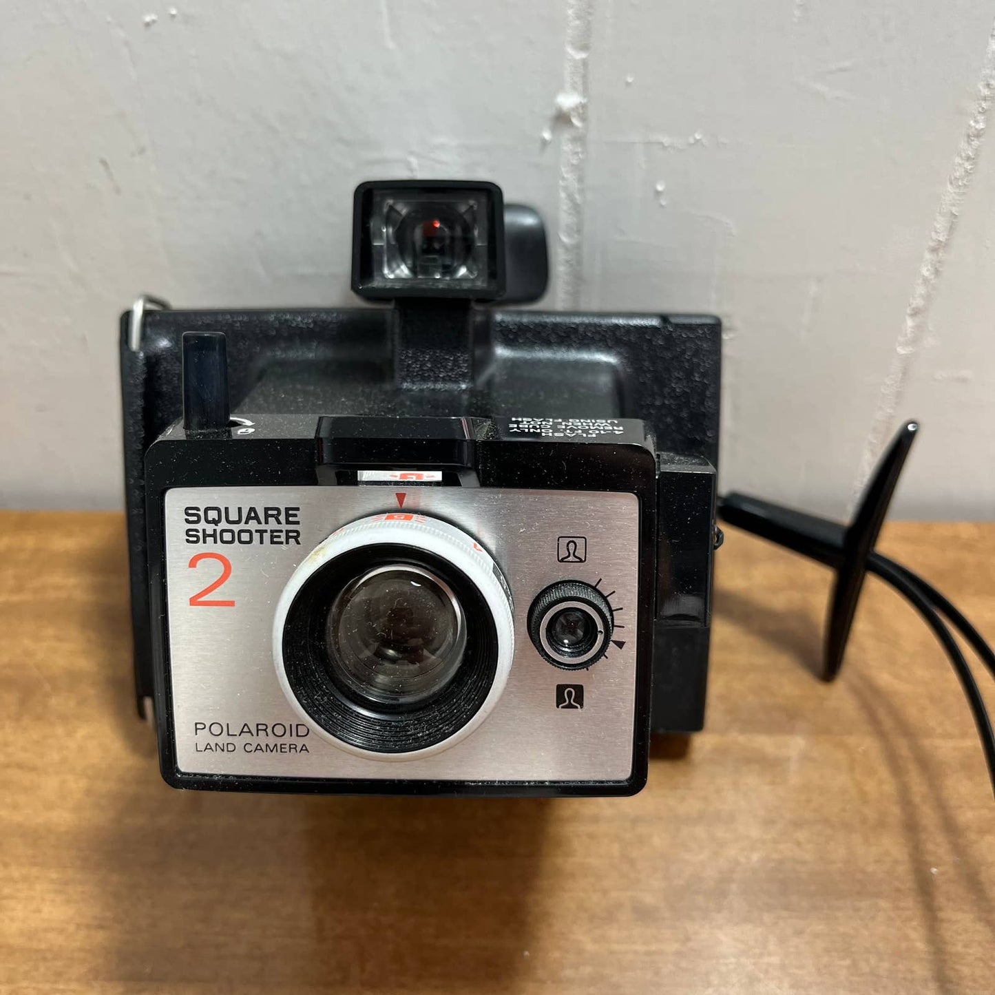 Polaroid Square Shooter 2 Land Camera Instant Camera w/ Box, Manual & Insert TH1