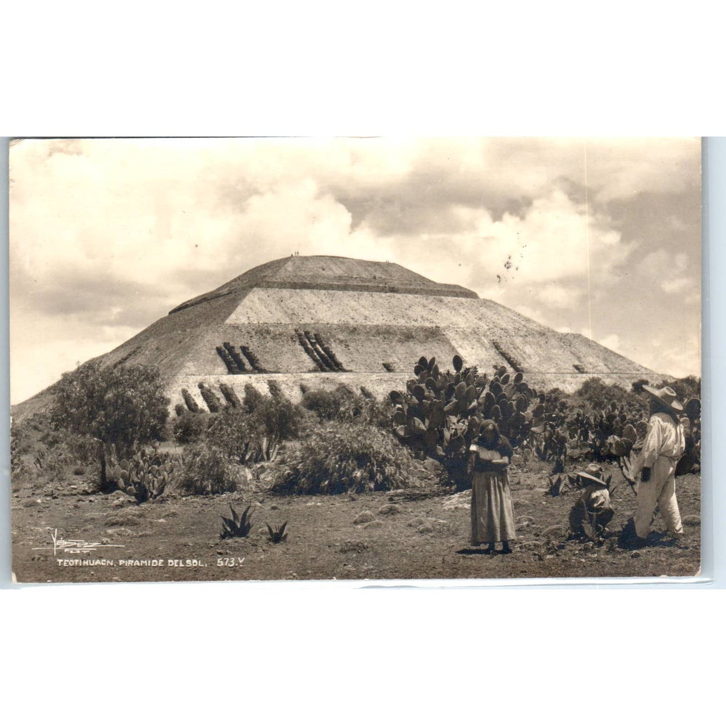 Teotihuacan Pirámide Del Sol Mexico - Original RPPC Postcard TJ7-MP