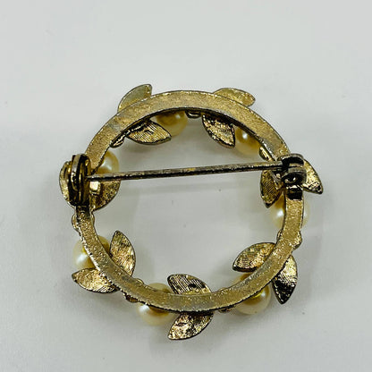 Vintage Art Nouveau Floral Wreath Faux Pearl Brooch Gold Tone SA6