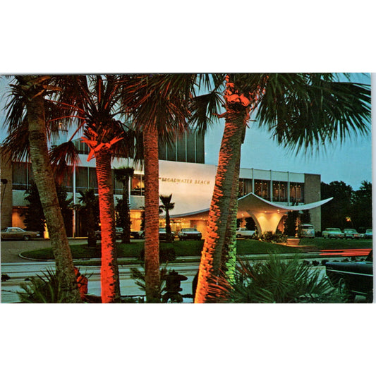 The Broadwater Beach Biloxi Mississippi - Original Postcard P3-5
