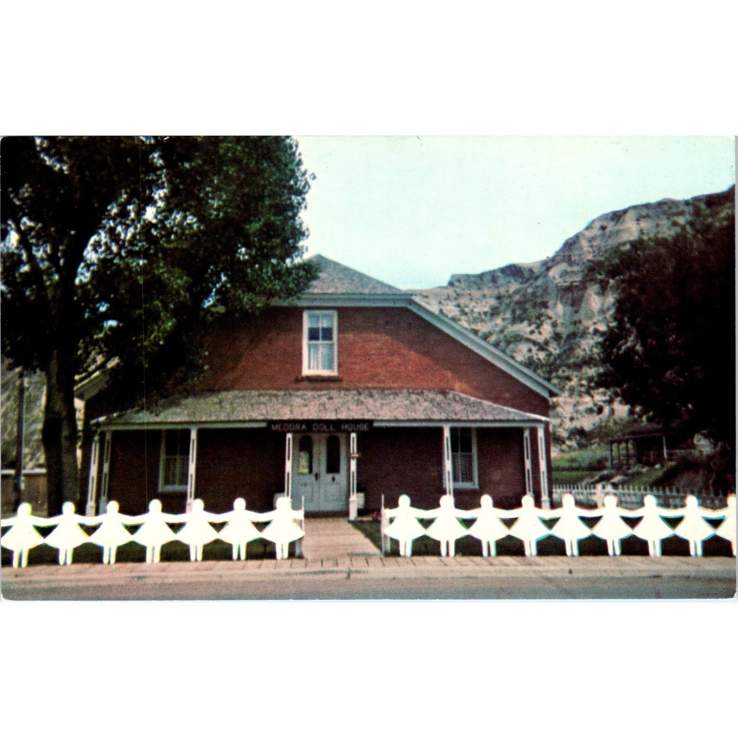 Hitching Post Medora ND Doll House Van Hoffman House Original Postcard PB8