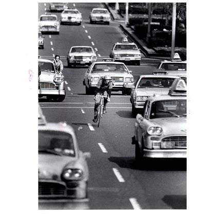 1983 Press Photo Cycling Bill Wohlers Biking Down Park Ave Miami FL 8x10" AD3
