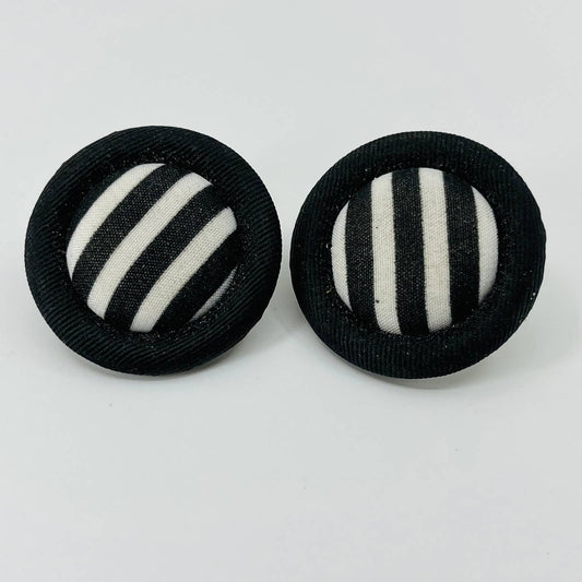 Vintage 80s Large Soft Fabric Black and White Clip Earrings SB2