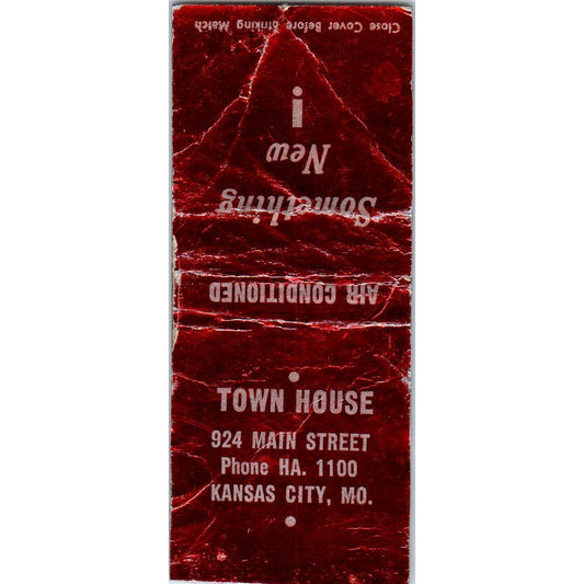 Town House Restaurant Kansas City MO Advertising Matchbook Cover SA9-M6