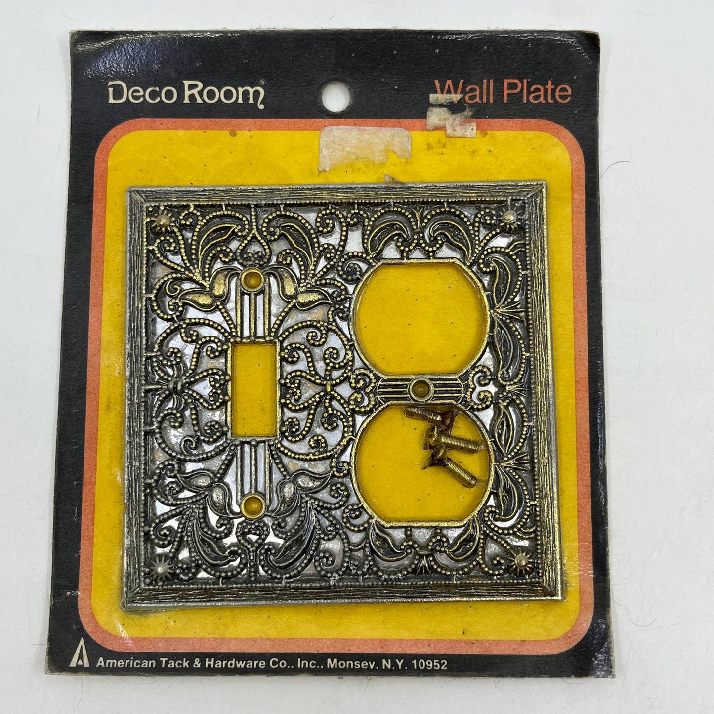 Deco Room Metal Filigree Light Switch Outlet Plate Cover NEW SEALED TH6