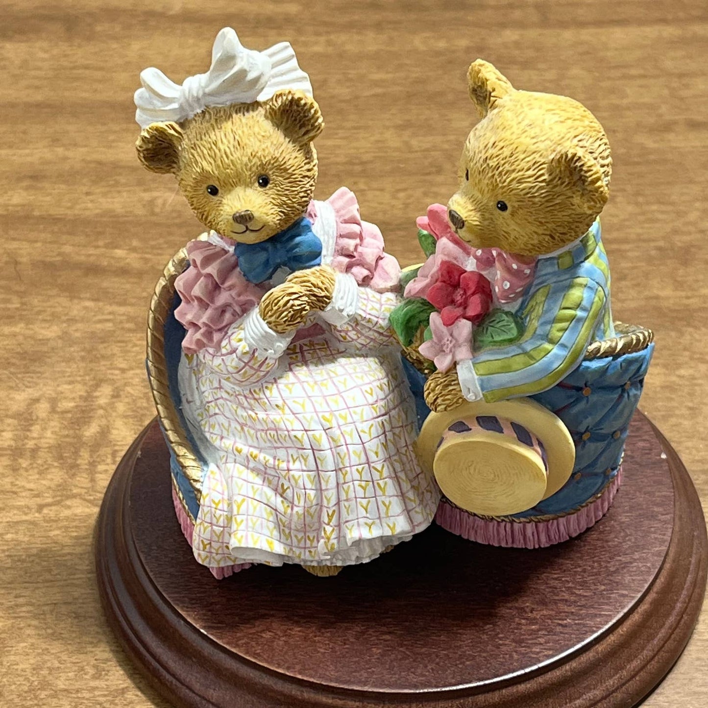 DEPT 56 UPSTAIRS DOWNSTAIRS BEARS Kitty & Binkie Springtime Romance TA2