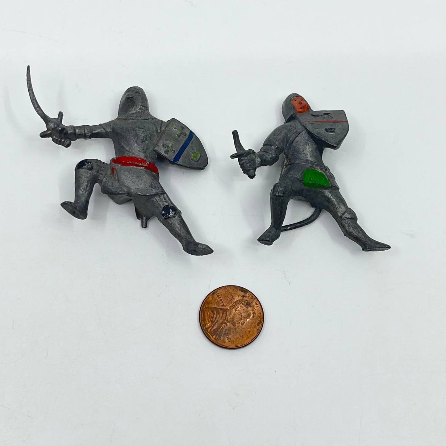 Vintage Set of 2 Lead Cast Metal Toy British Knights 2” SC3