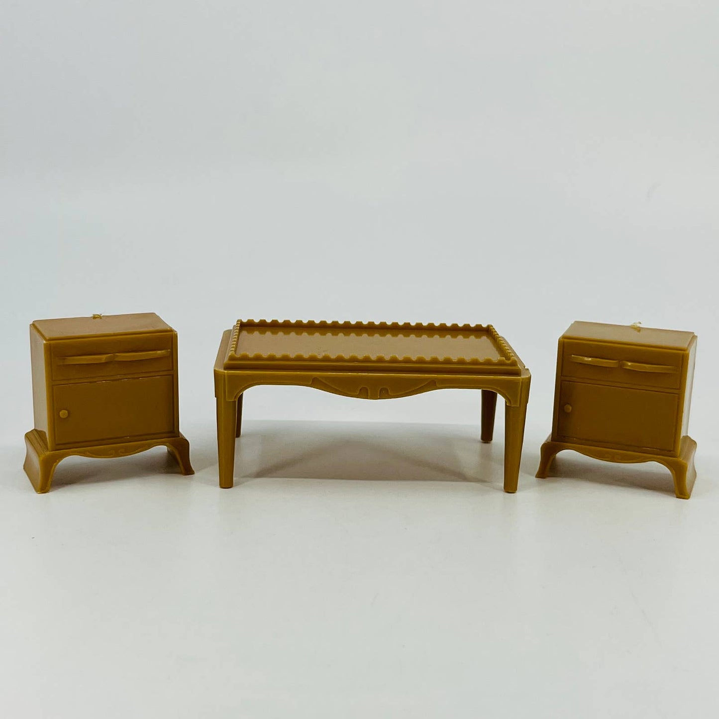 1950s MCM Plasco Dollhouse Furniture Celluloid Tan Coffee & End Table Set TD6