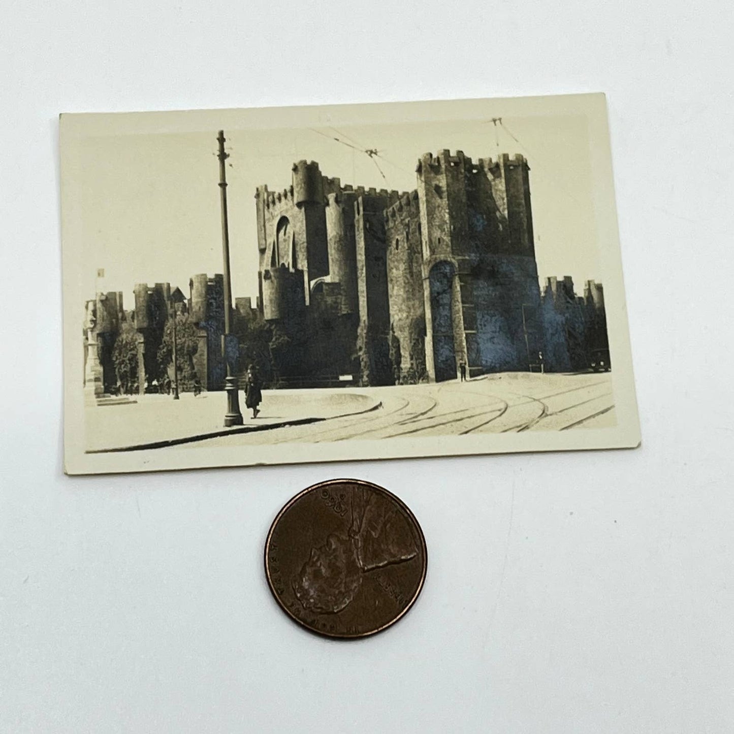 1890s French Cigarette Card - Belgium #23 Gand Le Château Des Comtes SC6