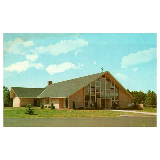 Vtg Postcard - Our Lady, Queen of the Universe Catholic Church Woodruff WI AD9