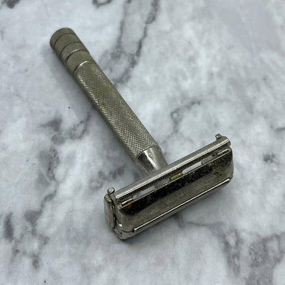 GILLETTE Safety Razor Vintage Mid Century Chrome Fat Body SE6-3