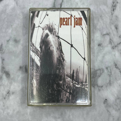 Pearl Jam Vs. 1993 Alternative Rock Cassette Tape TI1-39