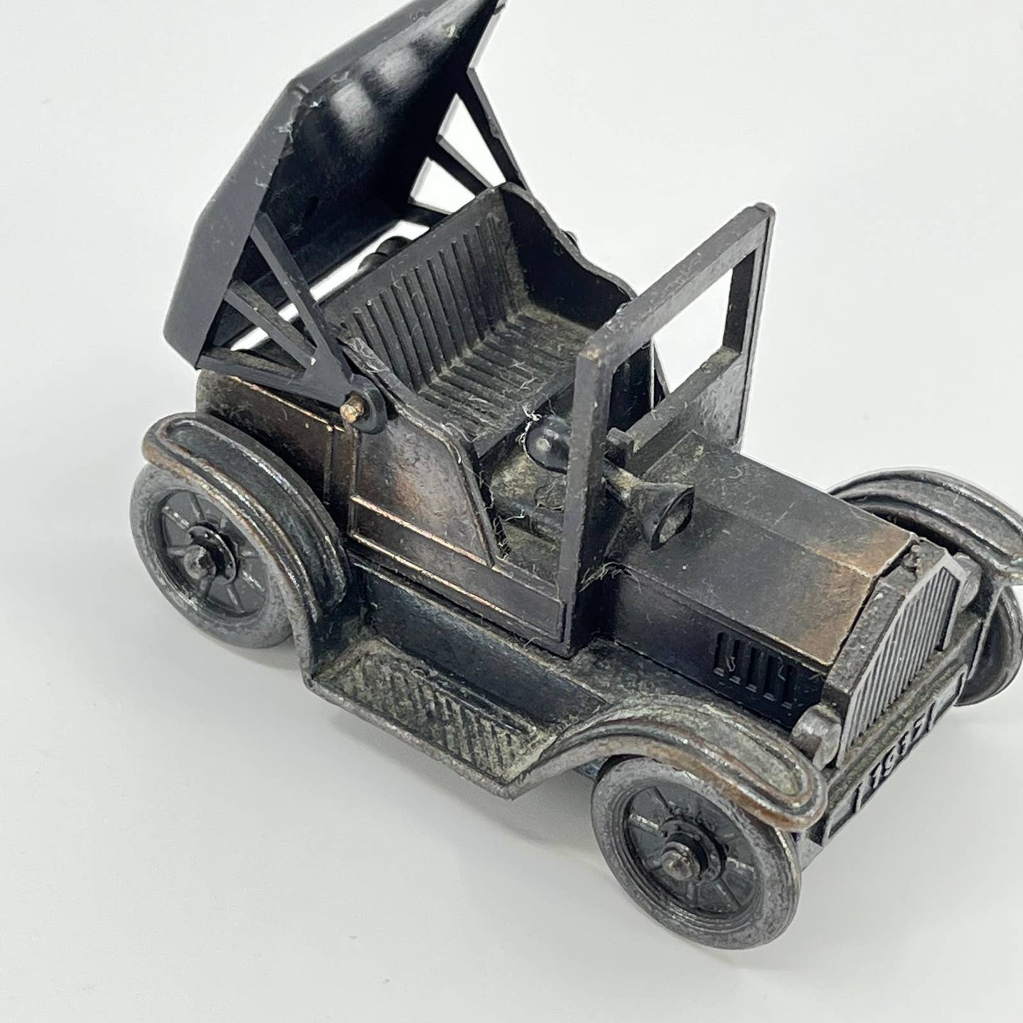 Vintage Car Design Pencil Sharpener 1917 Ford Model T SD1