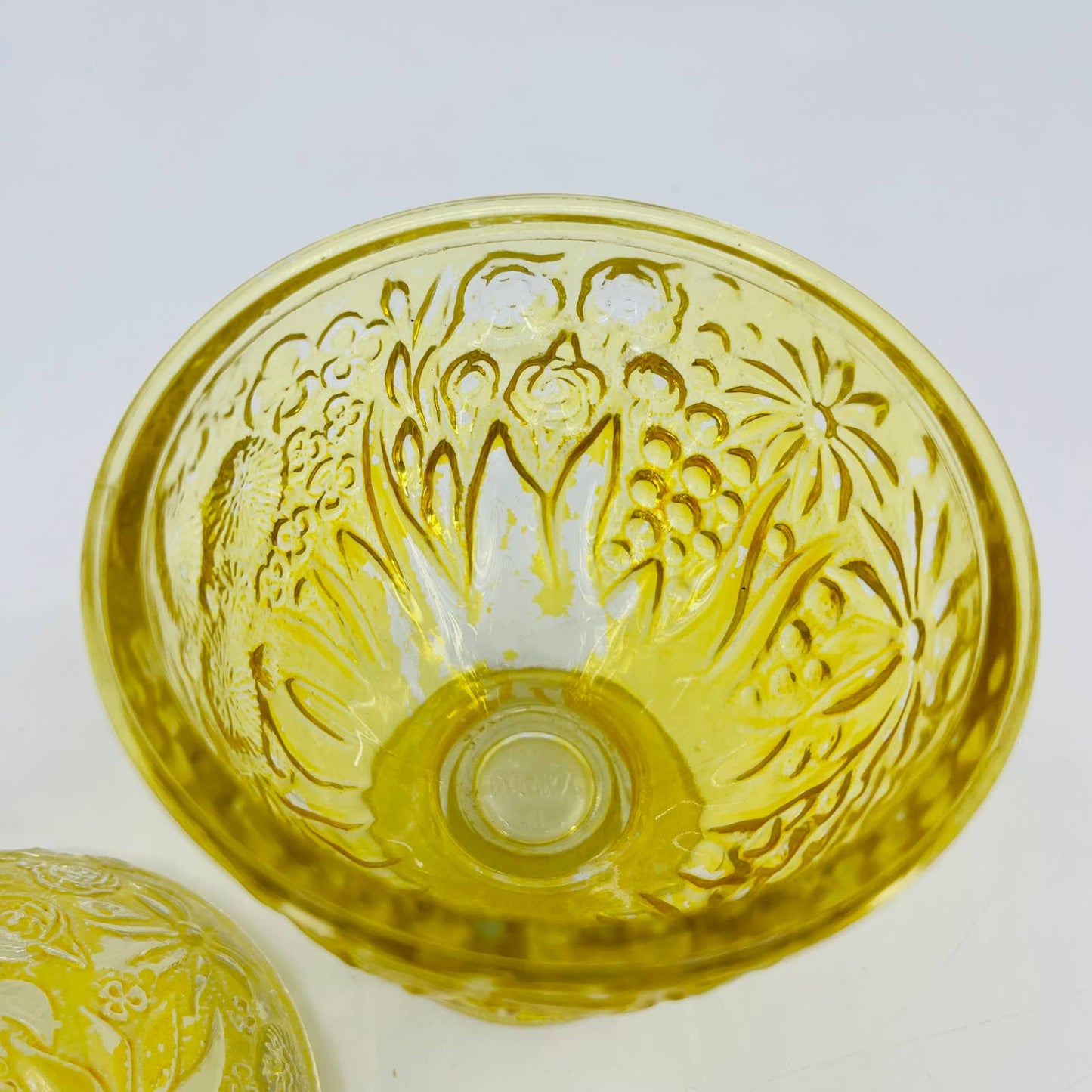 Vintage Avon Yellow Glass Embossed Flower Lidded Footed Compote Dish 6 1/2” TD3