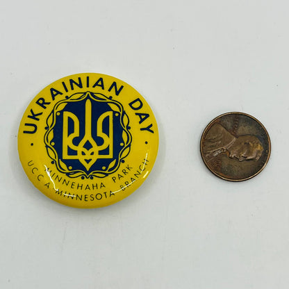 Vintage Ukrainian Day Minnehaha Park MN UCCA Branch Pinback Button SB7