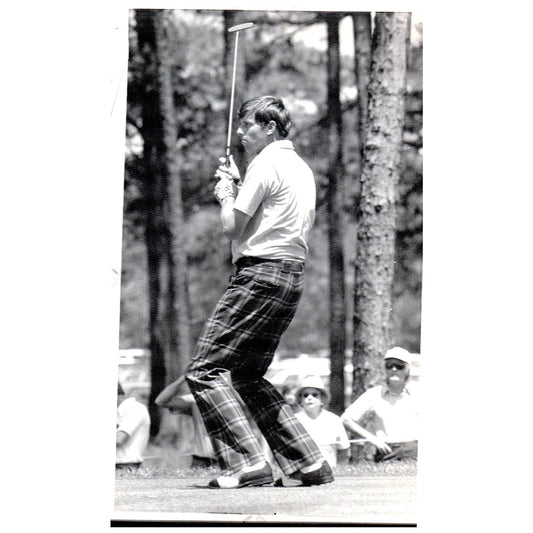1974 Press Photo Golf Peter Oosterhuis With Putter 6x10" AD2