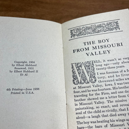 1956 “The Boy From Missouri Valley” Elbert Hubbard Book- Fra Elbertus 3x6 H4-4
