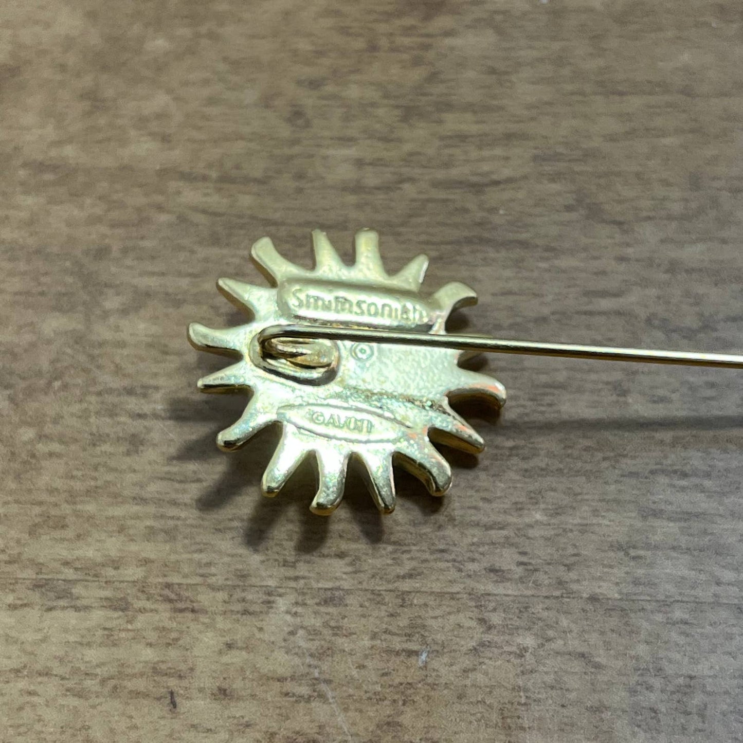 Vintage MCM Atomic Avon Smithsonian Hat Lapel Stick Pin Gold Tone Sun SE1