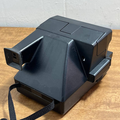 Vintage Polaroid Spirit 600 Land Camera with Strap Made in USA Rainbow TG9