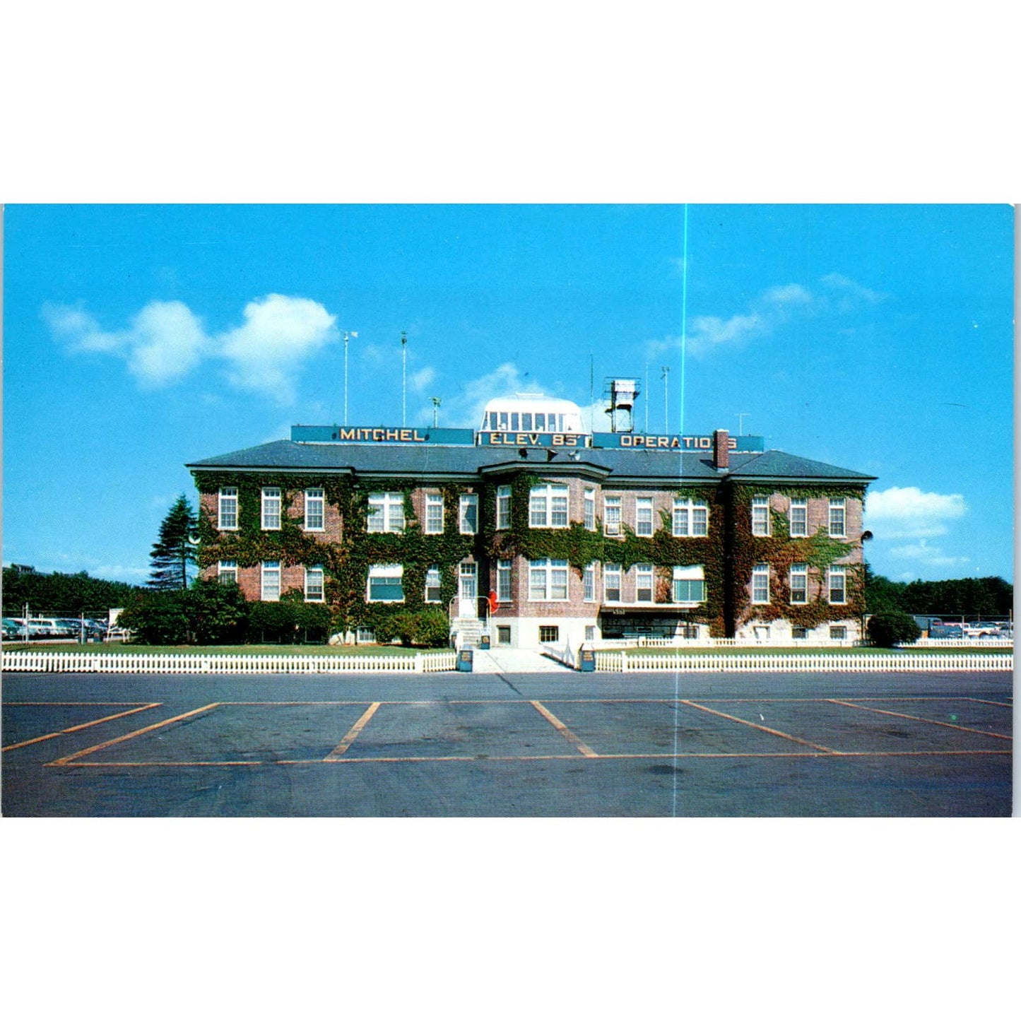 Mitchel Air Force Base Long Island NY Operations Bldg Original Postcard TK1-P19
