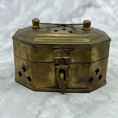 Vintage Brass Cricket Box Trinket Hinged Handle Latch Made In India 2.75x 3 TB6