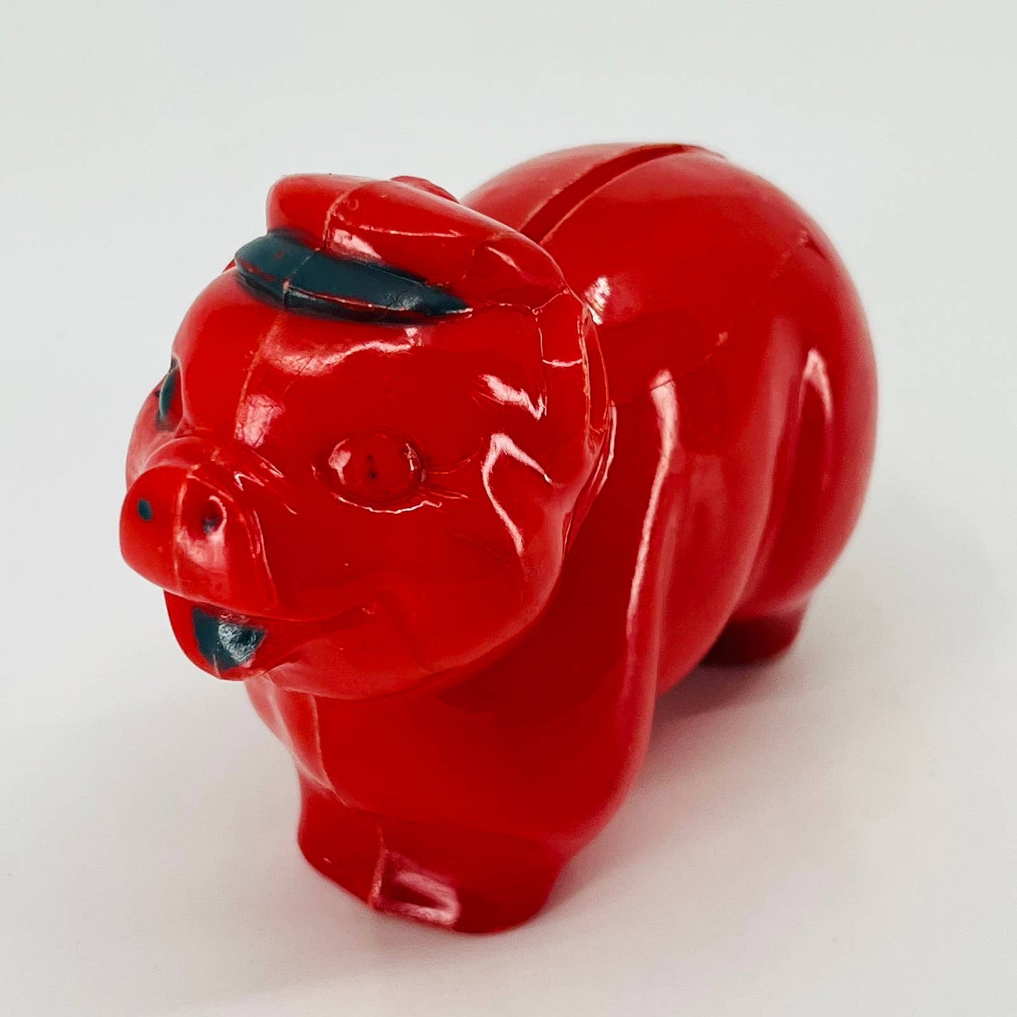 Vintage 1940s Red Bakelite Pig Piggy Bank Coin 4.5 x 3” TE1