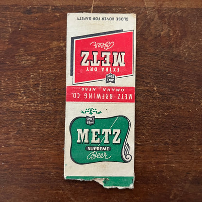 Metz Supreme Beer Omaha NE Advertising Matchbook Cover MM11-7