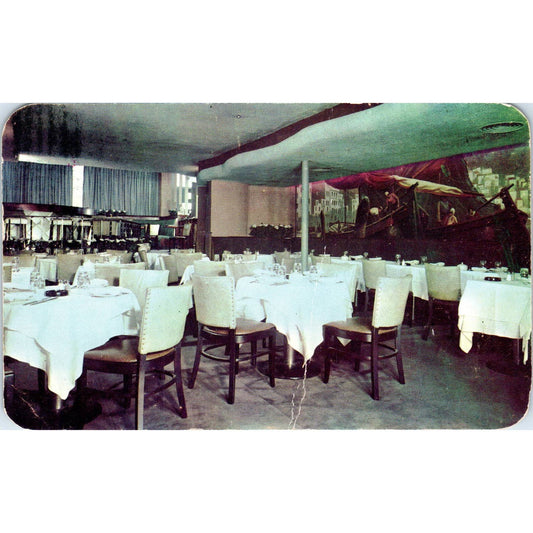 The Lounge Restaurant and Bar Dining Room Passaic NJ Original Postcard TK1-P1