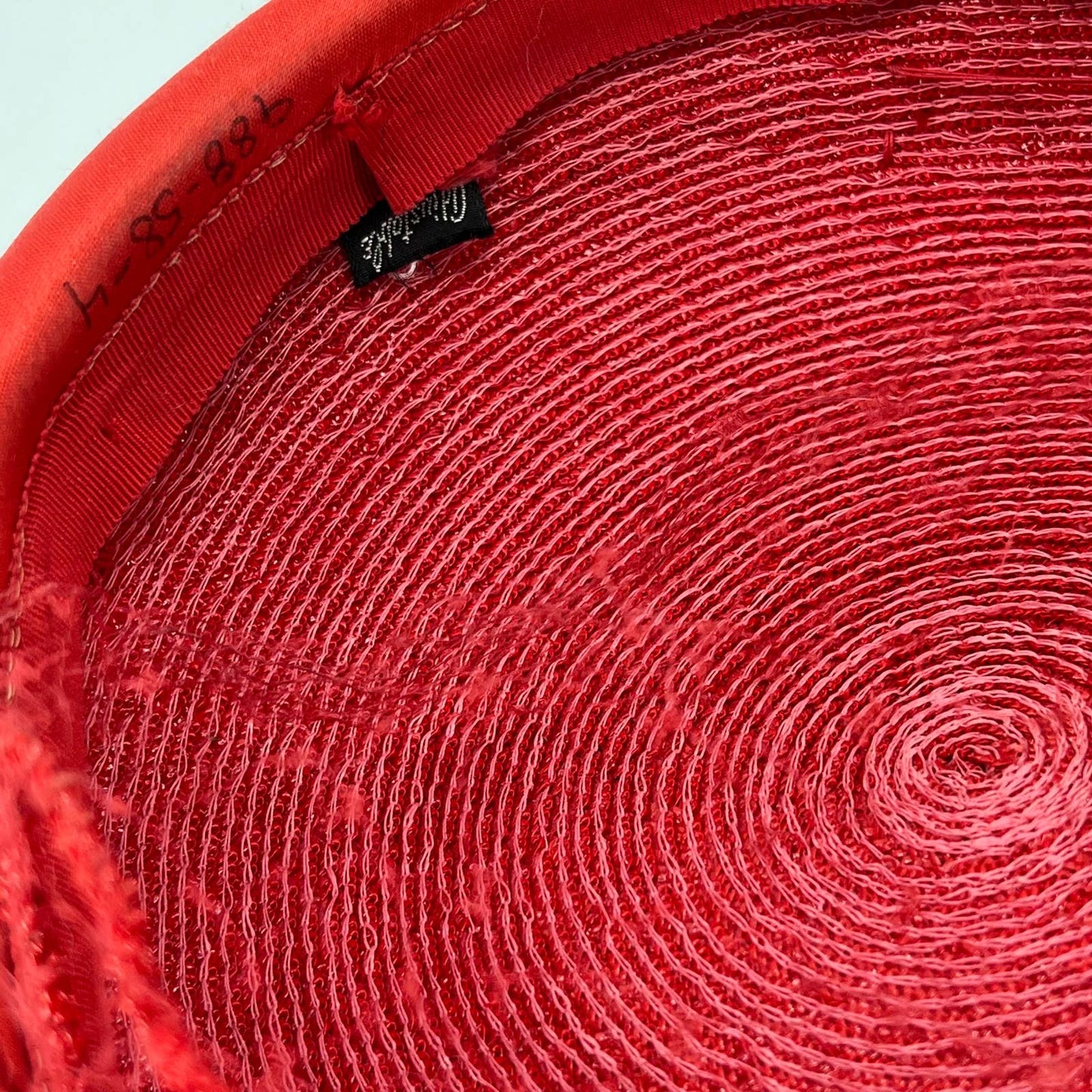 Vintage Woman’s Red Rose Cocktail Fascinator Pillbox Hat Millinery Netting HB1