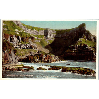 Amphitheatre - Giant's Causeway Original Postcard P1-15