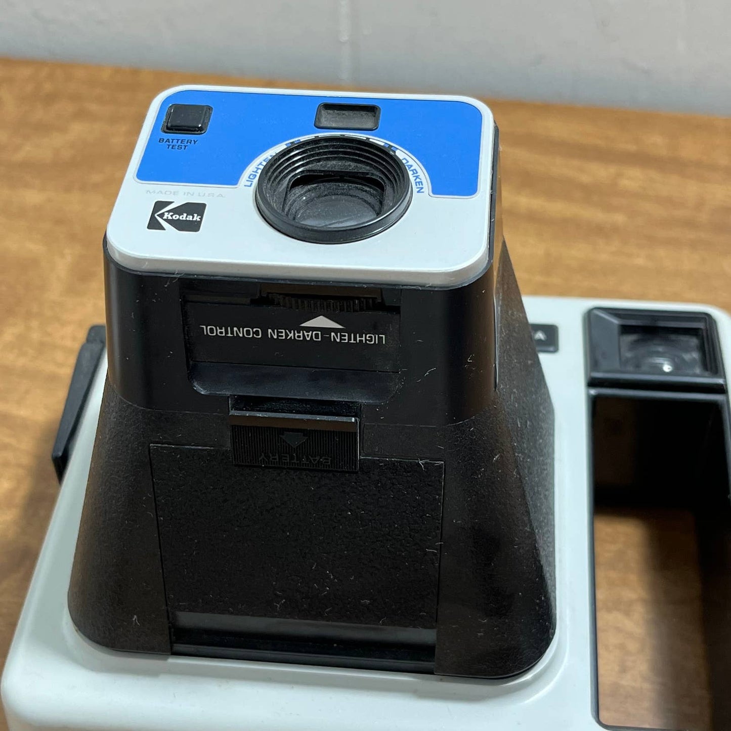 Vintage The Handle Kodak Instant Camera Polaroid TB8