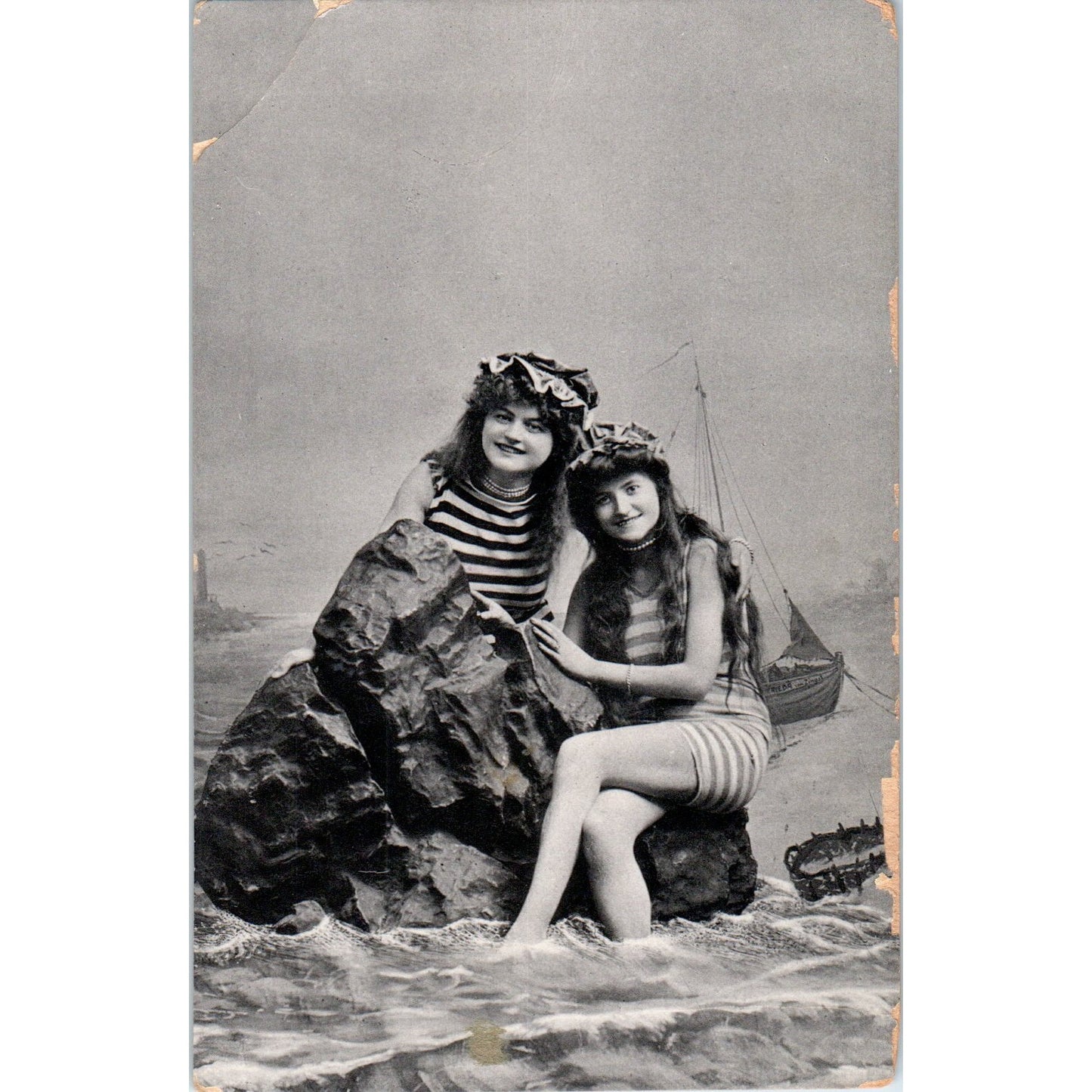 Victorian Ladies Bathing in the Ocean Original Postcard P2-1