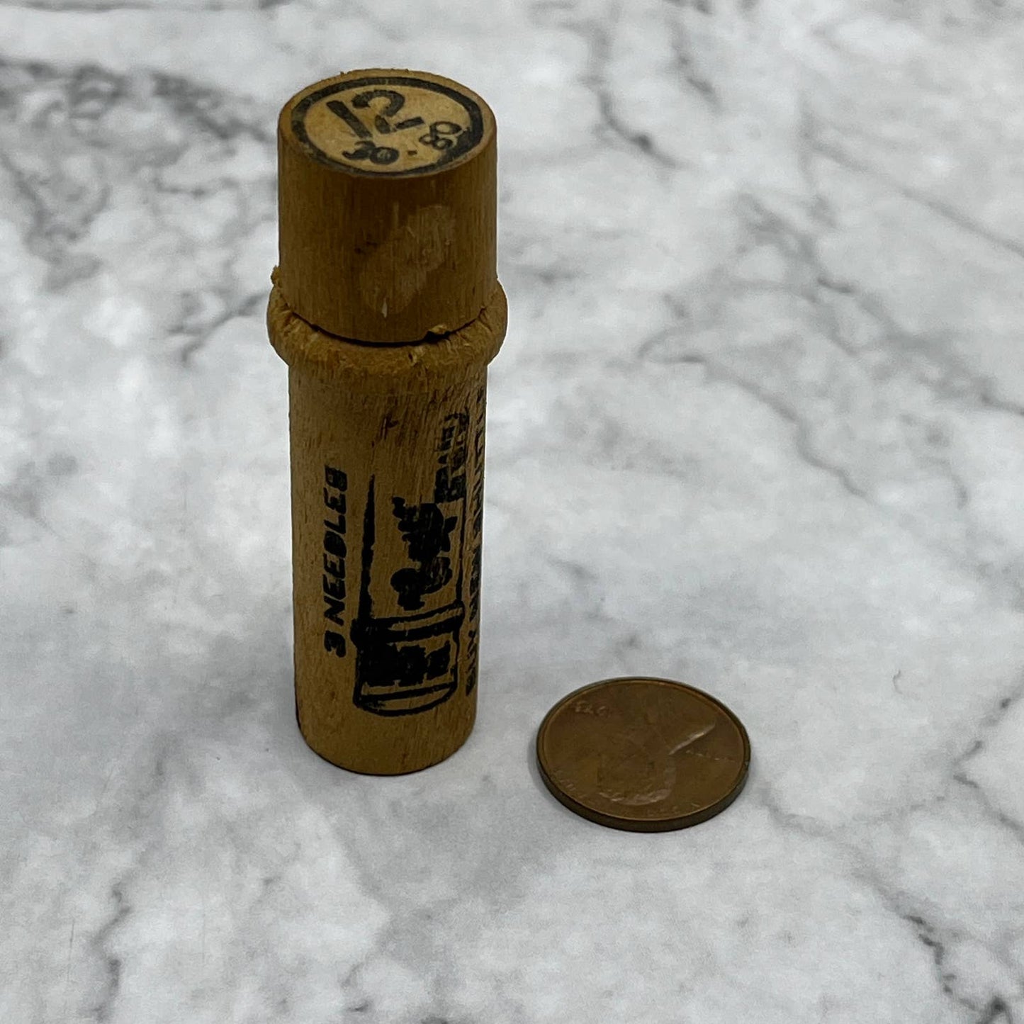 Vintage BOYE Needle Holder Case Wood Tube Needles Antique SE7