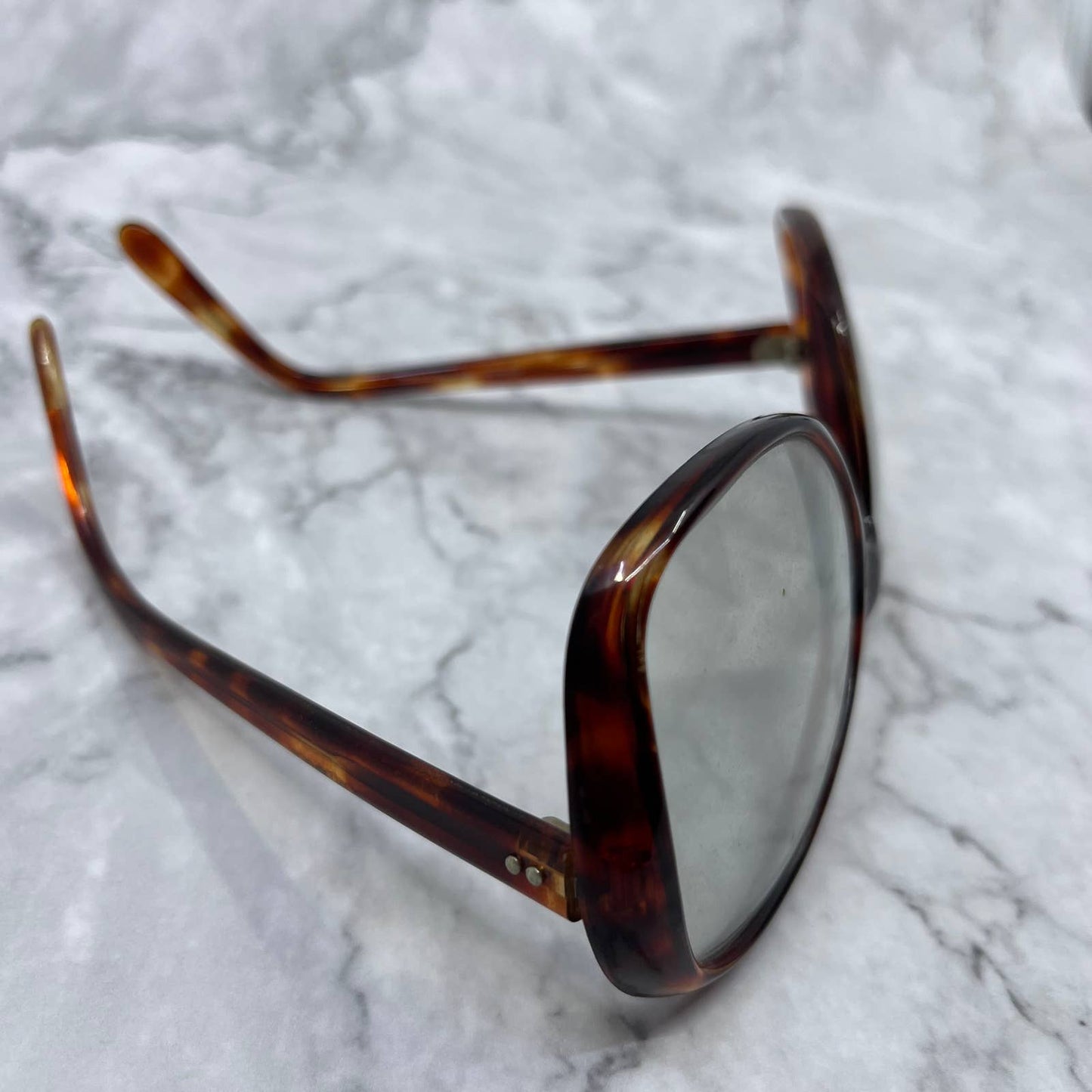 Vintage Tortoise Shell Big Eye Cat Eye Woman’s Eyeglasses France 5.75” TA9