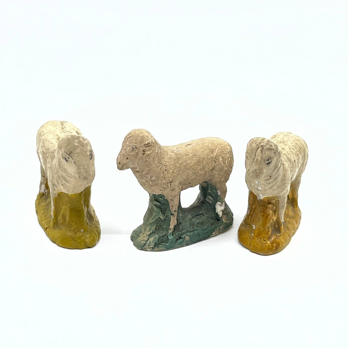 Vintage Miniature Chalkware Sheep  Lot of 3 SD6