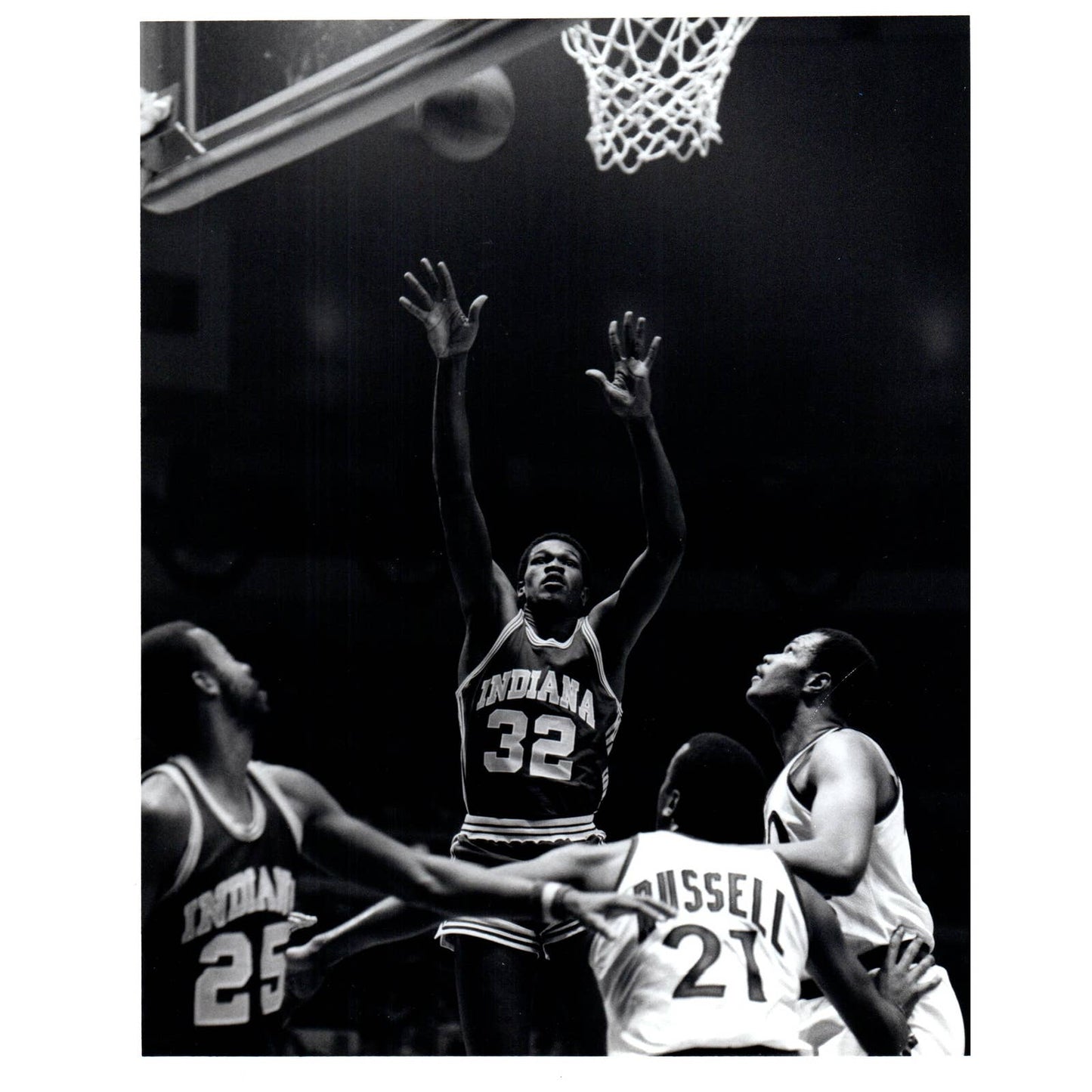1982 Press Photo Basketball NBA Indiana Pacers Herb Williams 8x10" AD3