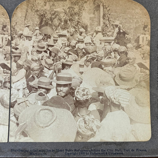 Mont Pelee Refugees Fort Du France Martinique France 1902 Stereoview Card TJ9-V2