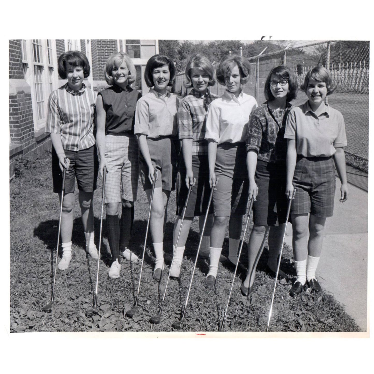 1964 Original Press Photo Roosevelt High School Minneapolis Girls Golf ~8x10 AD1