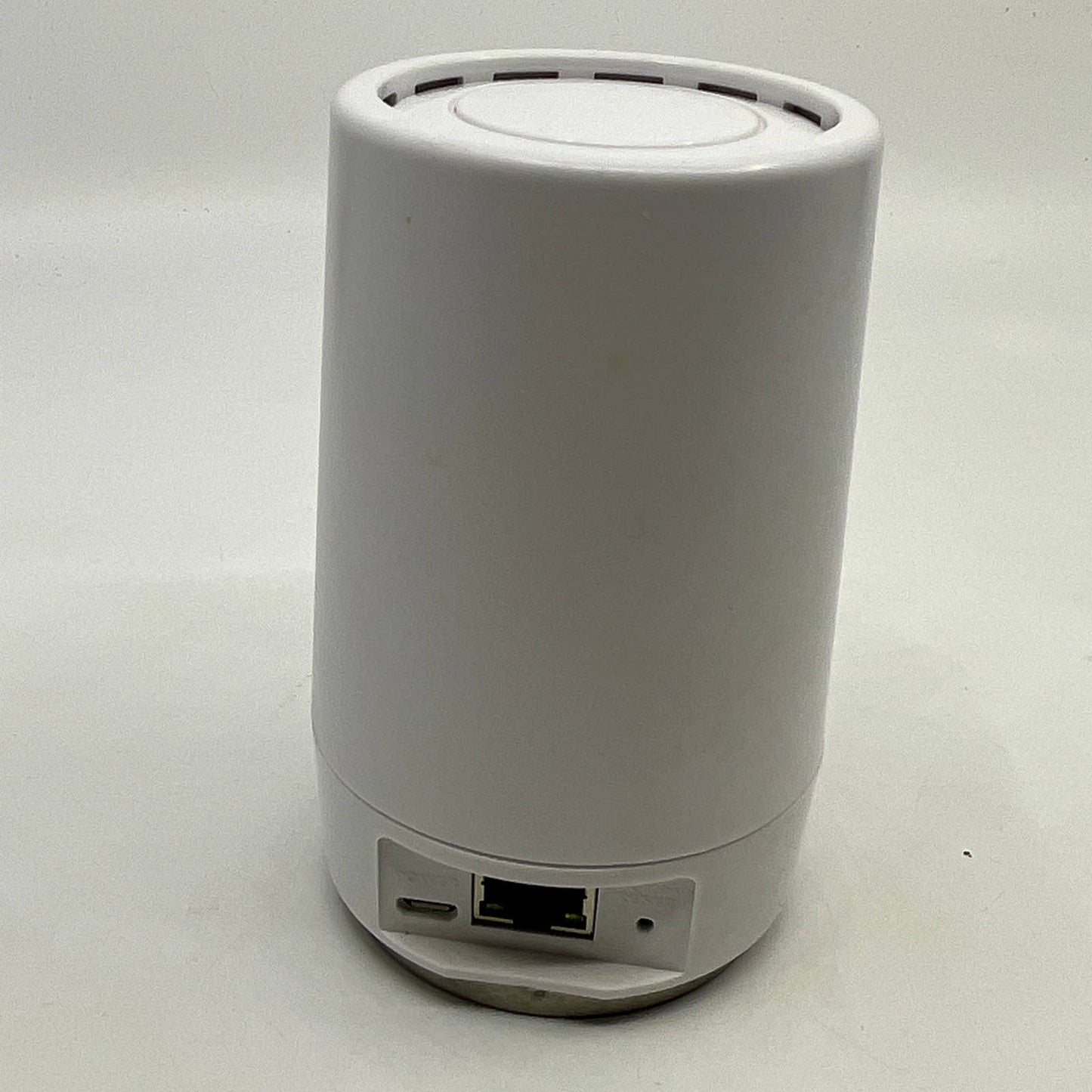 AcuRite 09155M AcuRite Access Remote Monitoring of AcuRite Weather Stations TH2