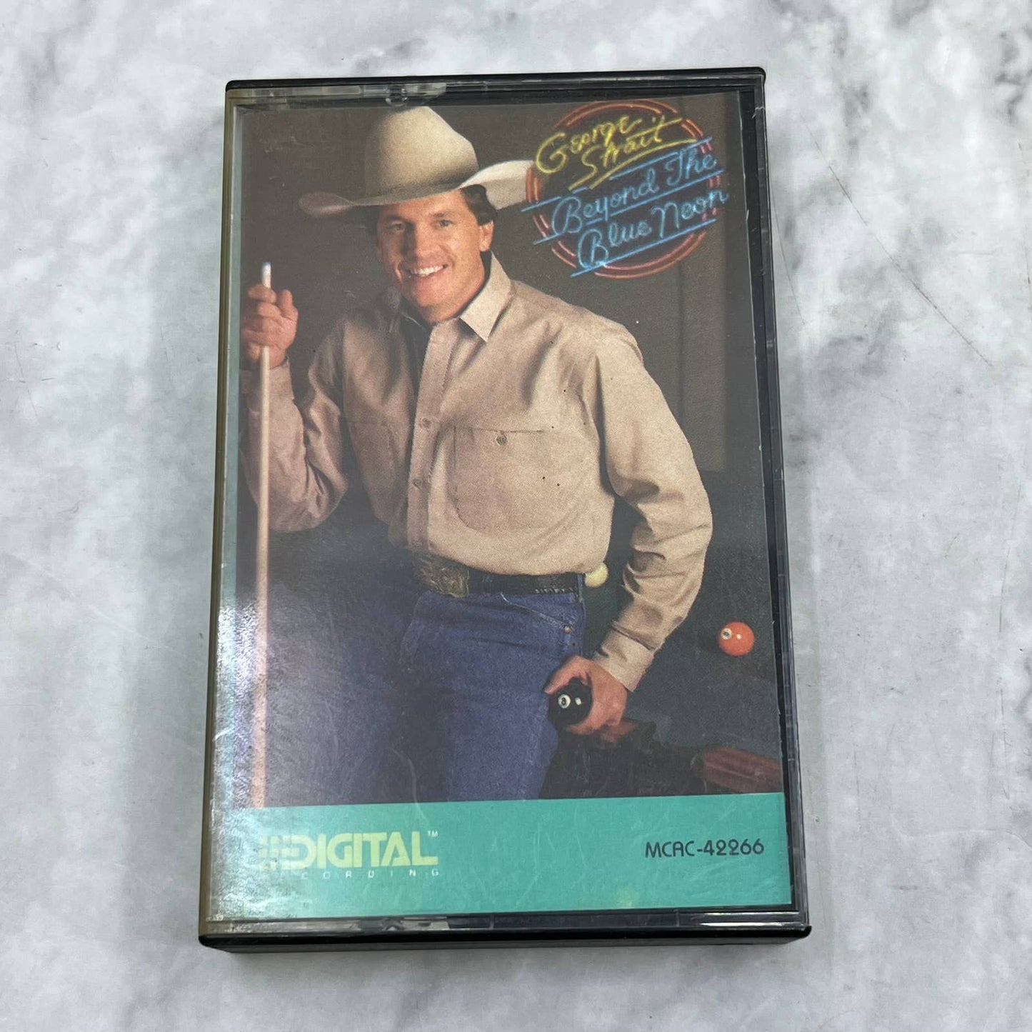 George Strait - Beyond The Blue Neon - Cassette Tape  TB6-21